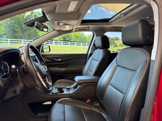 Used 2021 GMC Acadia SLT w/ Elevation Edition AWD/4WD image 3
