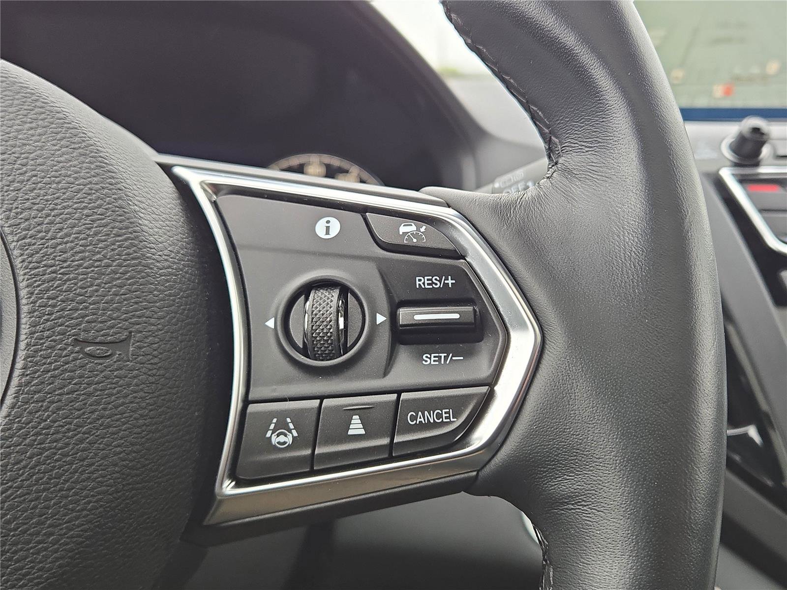 Certified 2022 Acura RDX AWD w/ Advance Package image 14