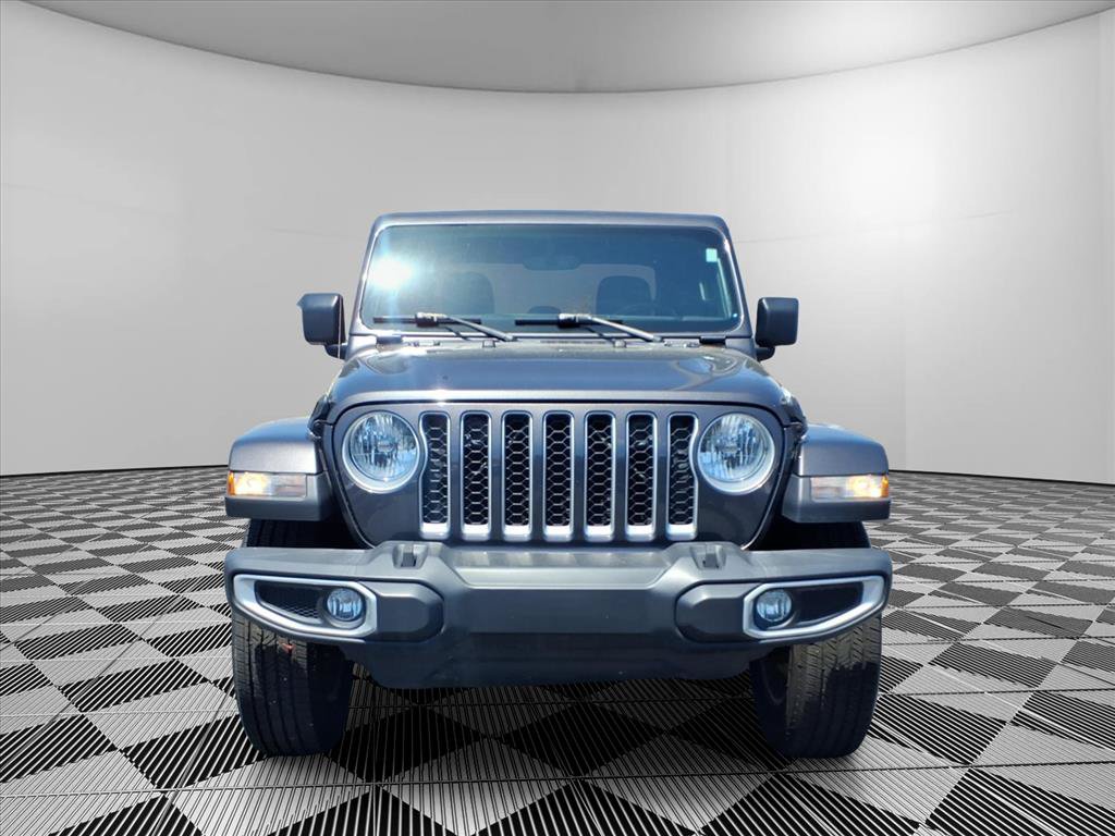 Certified 2022 Jeep Gladiator Overland AWD/4WD image 4