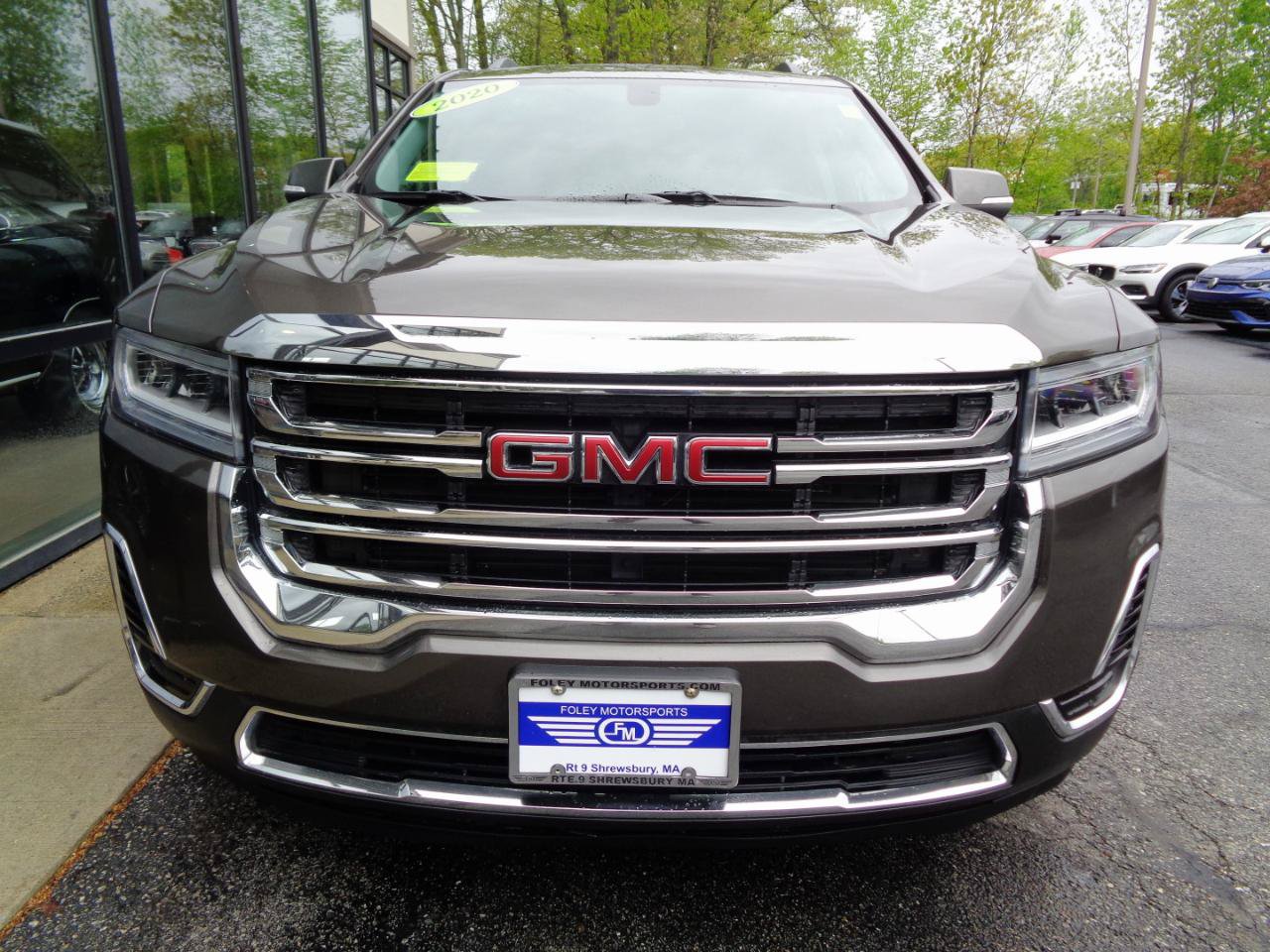 Used 2020 GMC Acadia SLE w/ Driver Convenience Package AWD/4WD image 2