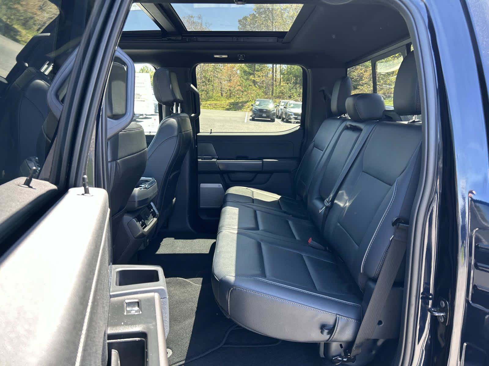 Used 2025 Ford F150 Lariat AWD/4WD image 12