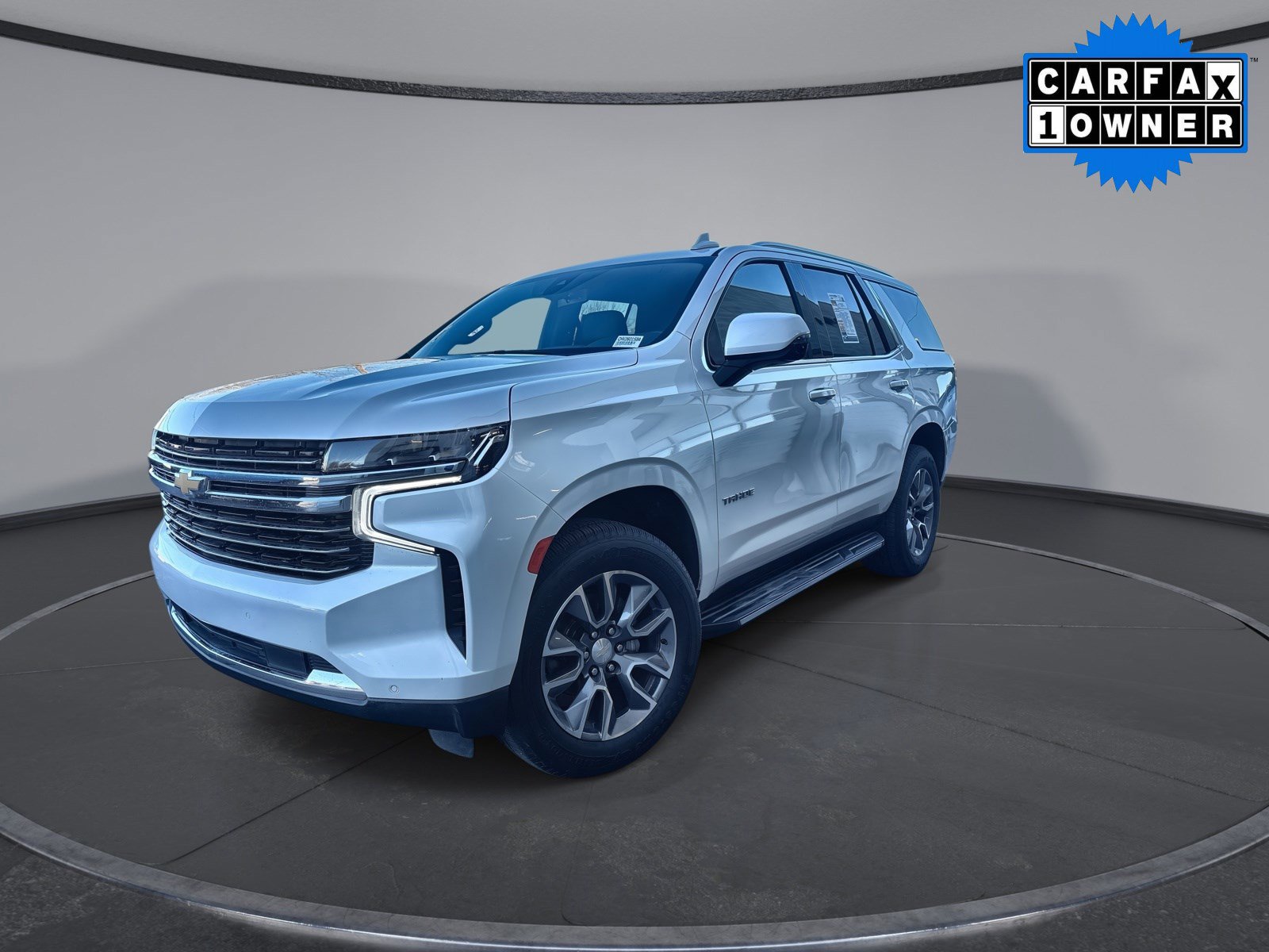 Used 2022 Chevrolet Tahoe LT w/ Luxury Package image 3