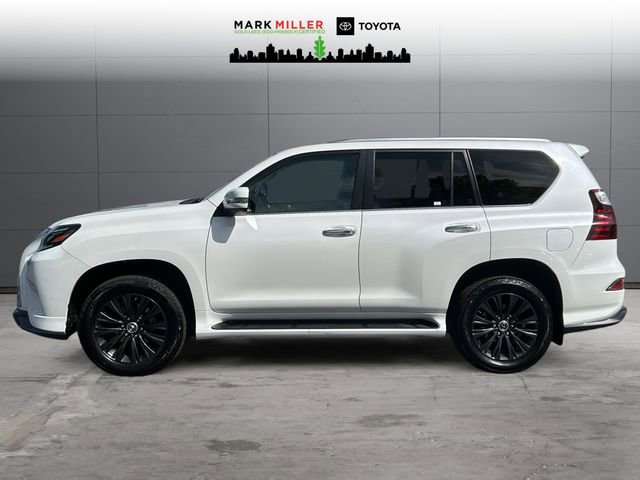 Used 2021 Lexus GX 460 Premium w/ Accessory Package image 2