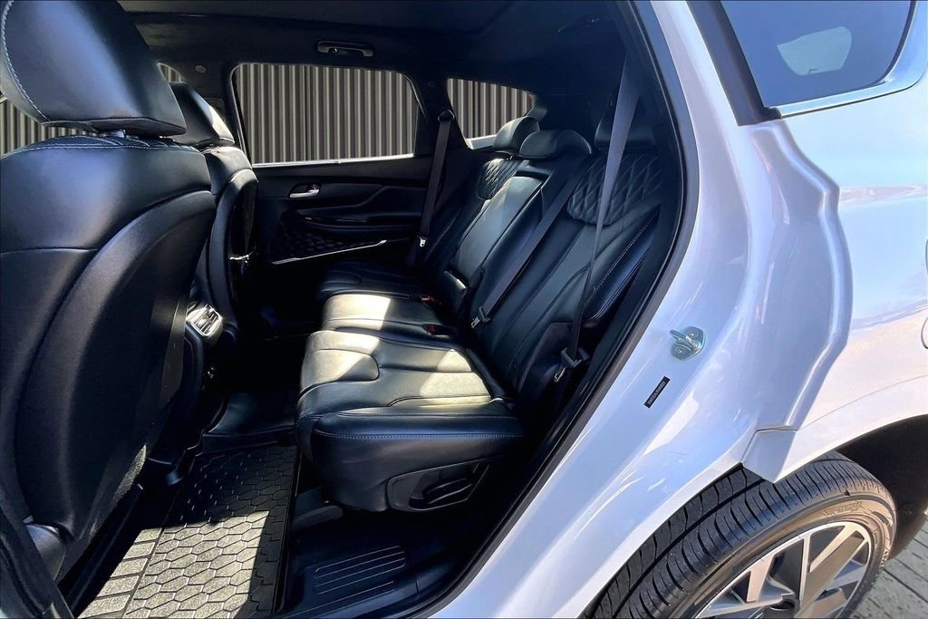 Used 2023 Hyundai Santa Fe Calligraphy w/ Winter Weather Package image 25