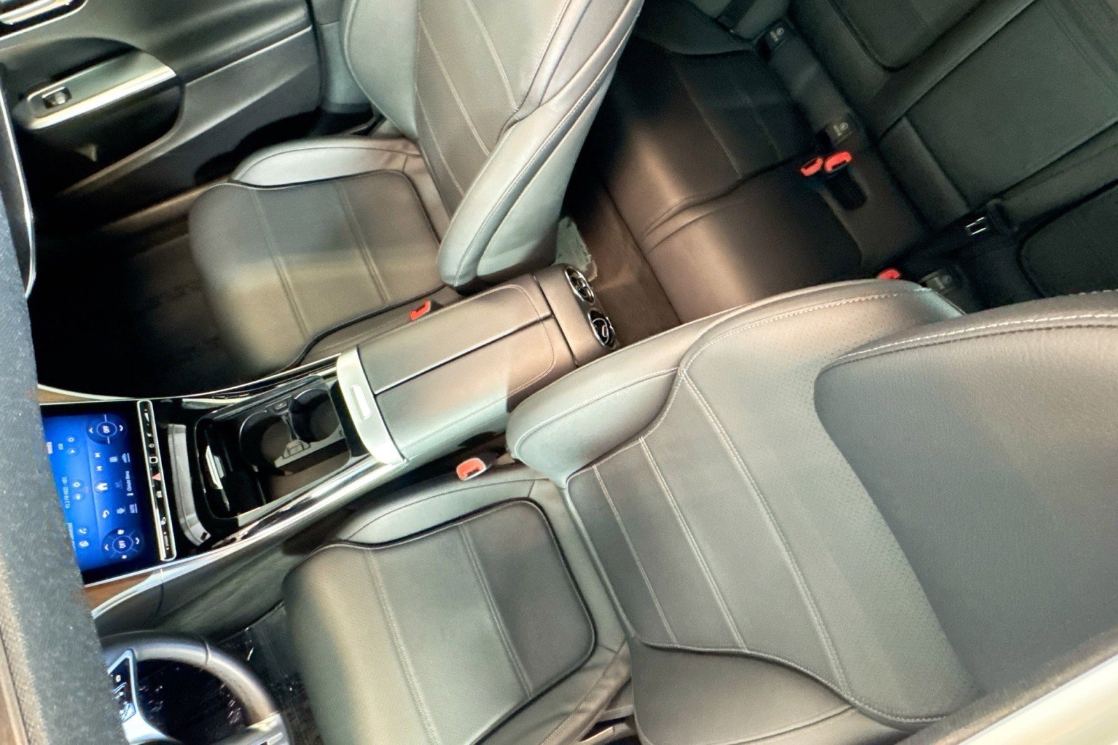 Used 2024 Mercedes-Benz C 300 Sedan image 20