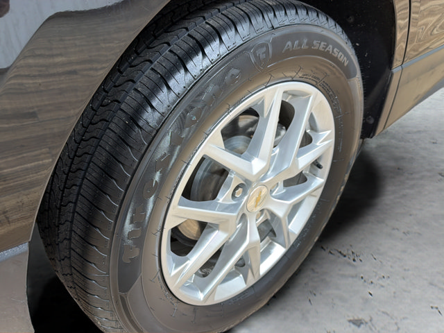 Certified 2024 Chevrolet Equinox LT AWD/4WD image 9