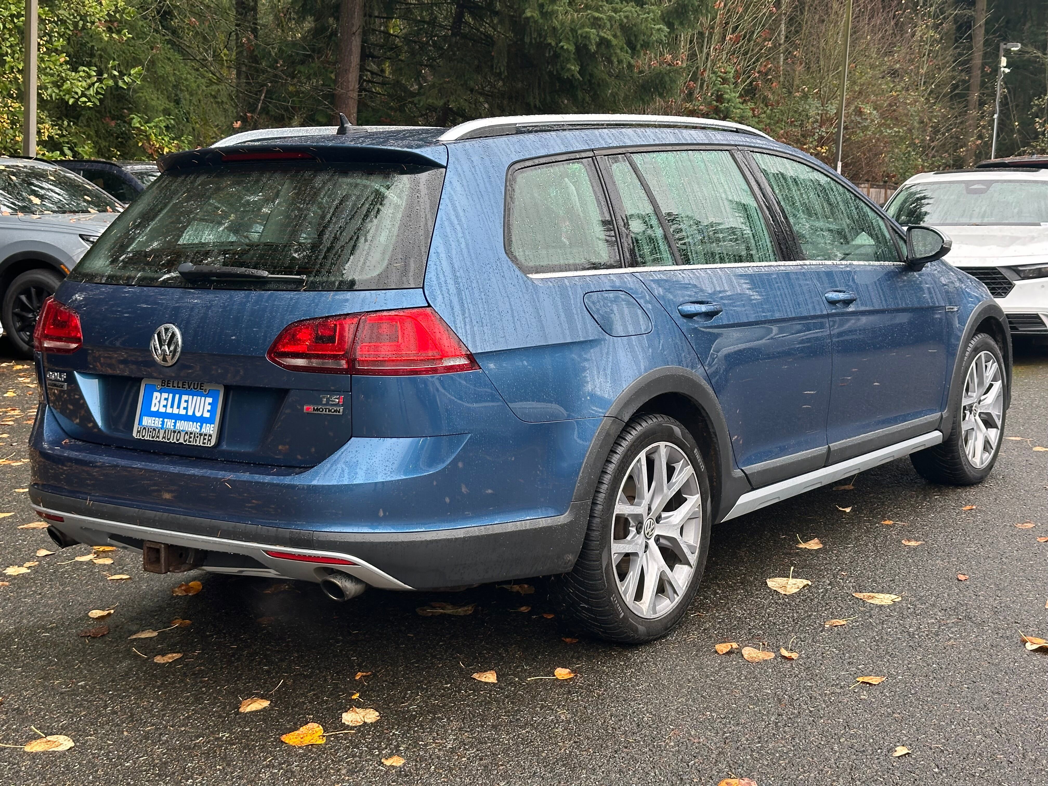 Used 2017 Volkswagen Golf Alltrack SE image 7