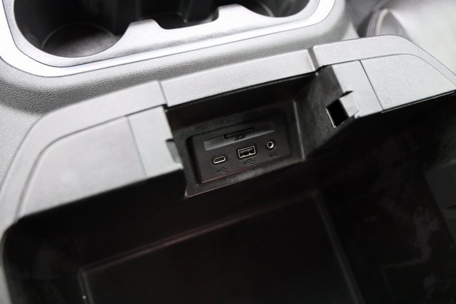 Used 2020 Chevrolet Silverado 1500 High Country w/ Technology Package image 25