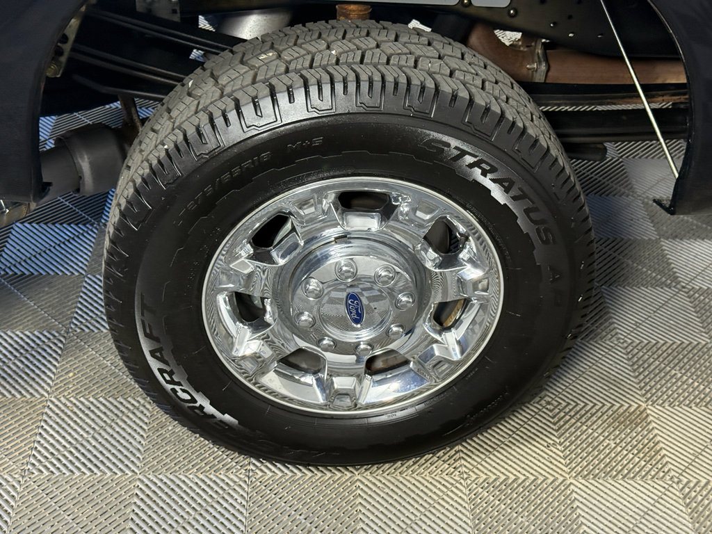 Used 2015 Ford F250 Lariat w/ Chrome Package image 6