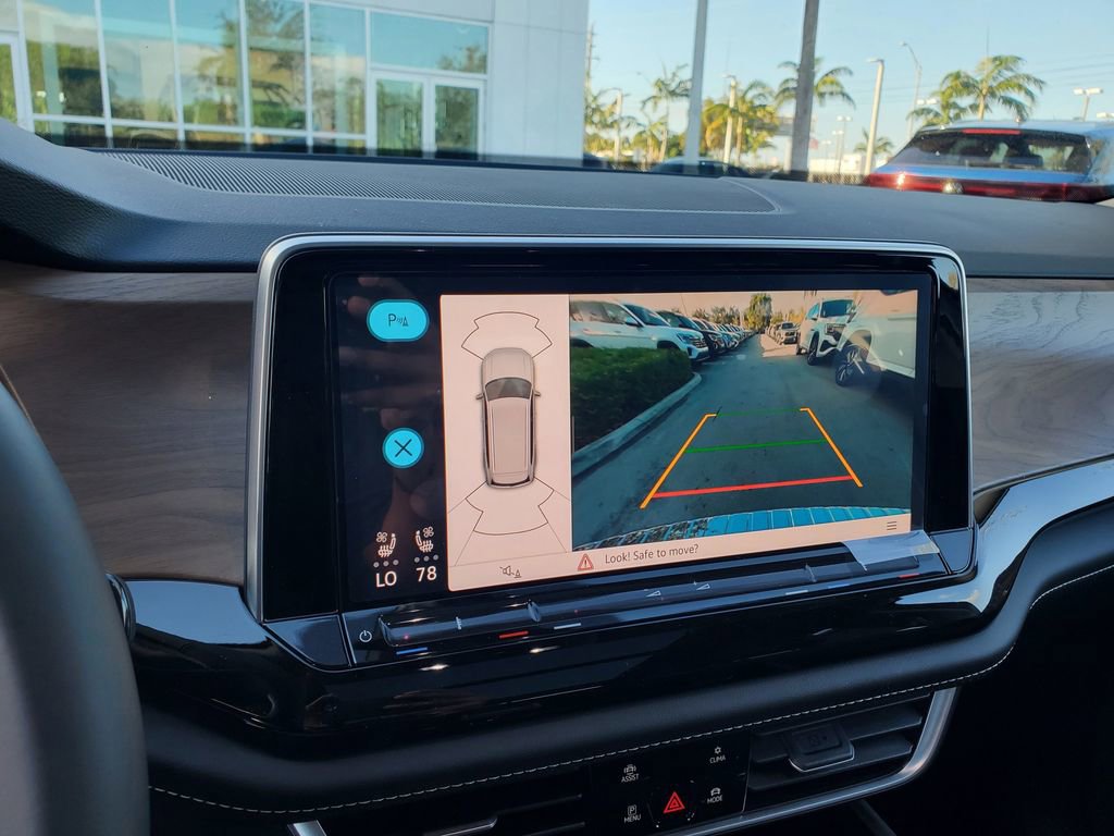 New 2026 Volkswagen Atlas SE image 11