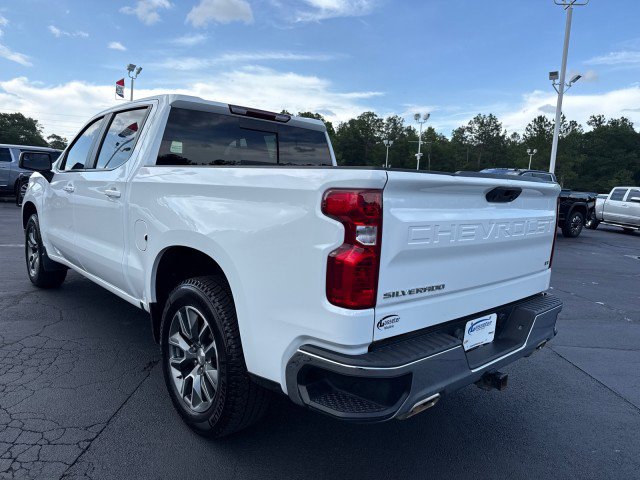 Used 2024 Chevrolet Silverado 1500 LT AWD/4WD image 7