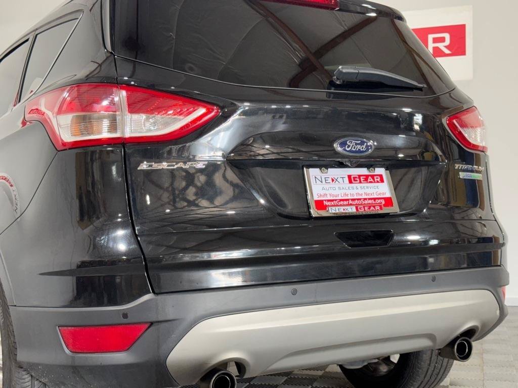 Used 2013 Ford Escape Titanium w/ Parking Technology Pkg FWD image 8