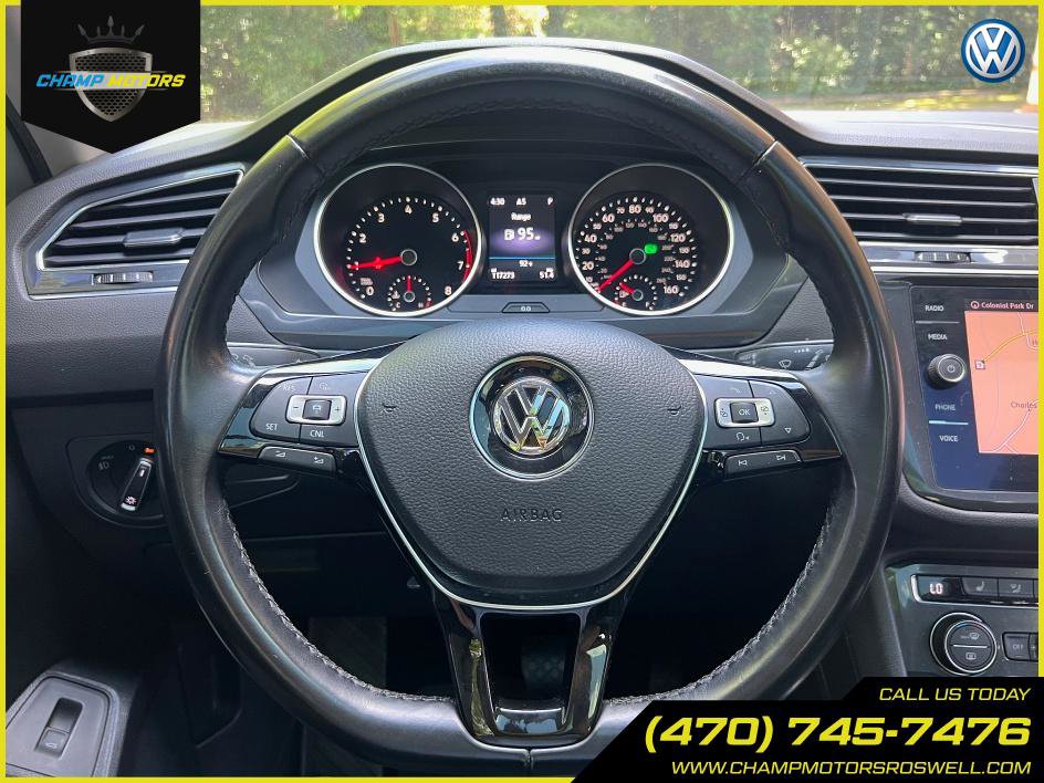 Used 2018 Volkswagen Tiguan SEL image 23