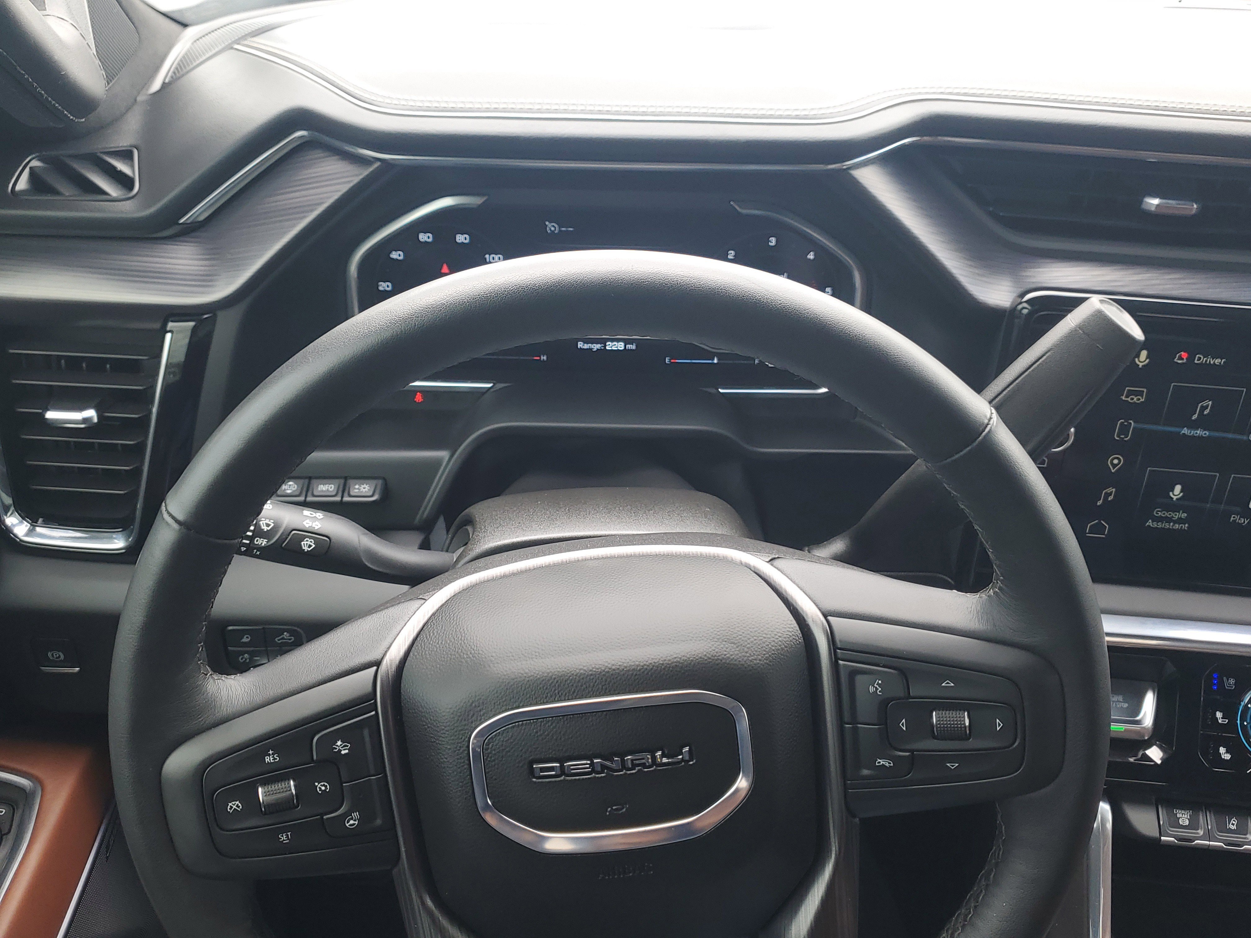 Used 2025 GMC Sierra 3500 Denali Ultimate image 23