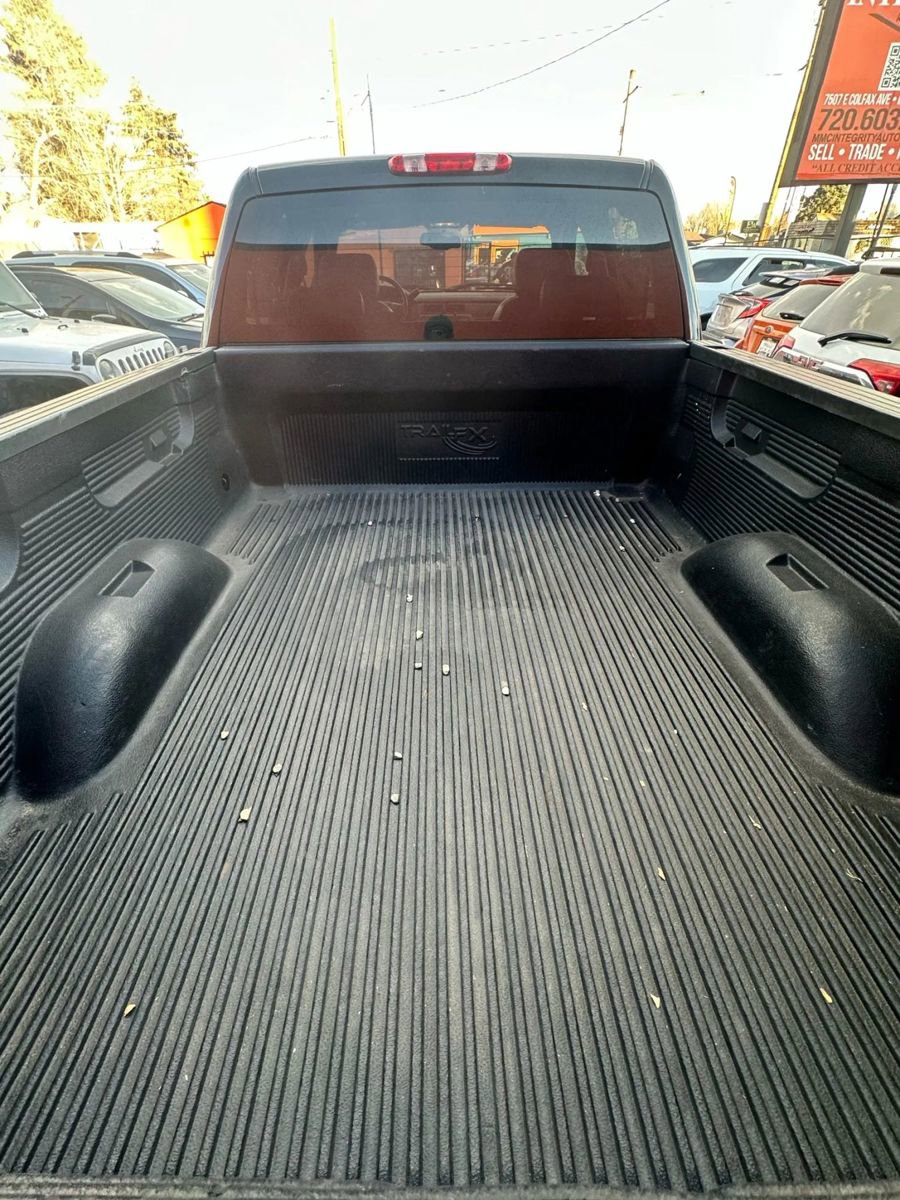 Used 2013 Chevrolet Silverado 2500 LTZ w/ LTZ Plus Package image 6