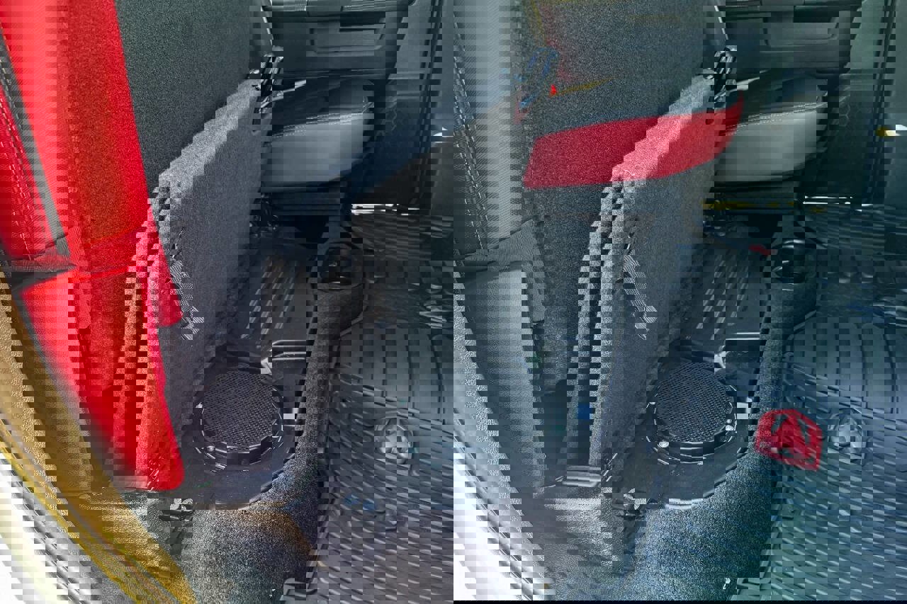 Used 2017 RAM 1500 Rebel w/ Luxury Group image 18