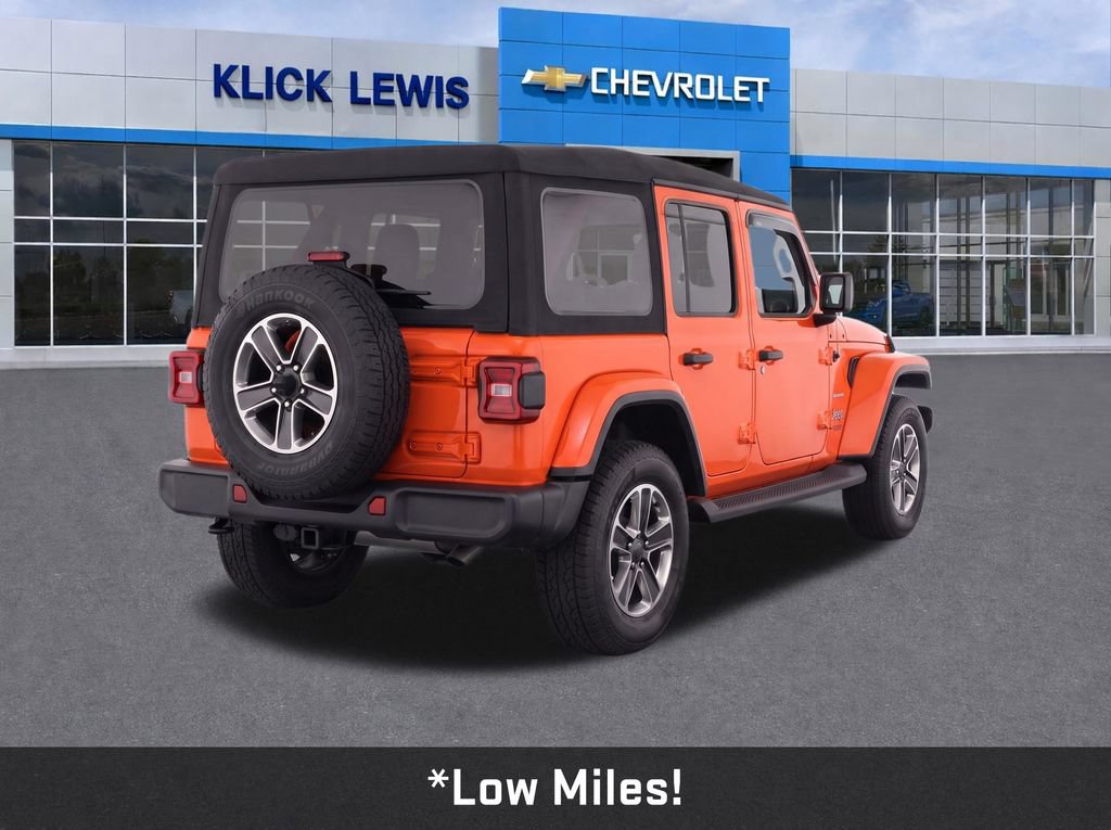 Used 2018 Jeep Wrangler Unlimited Sahara AWD/4WD image 8