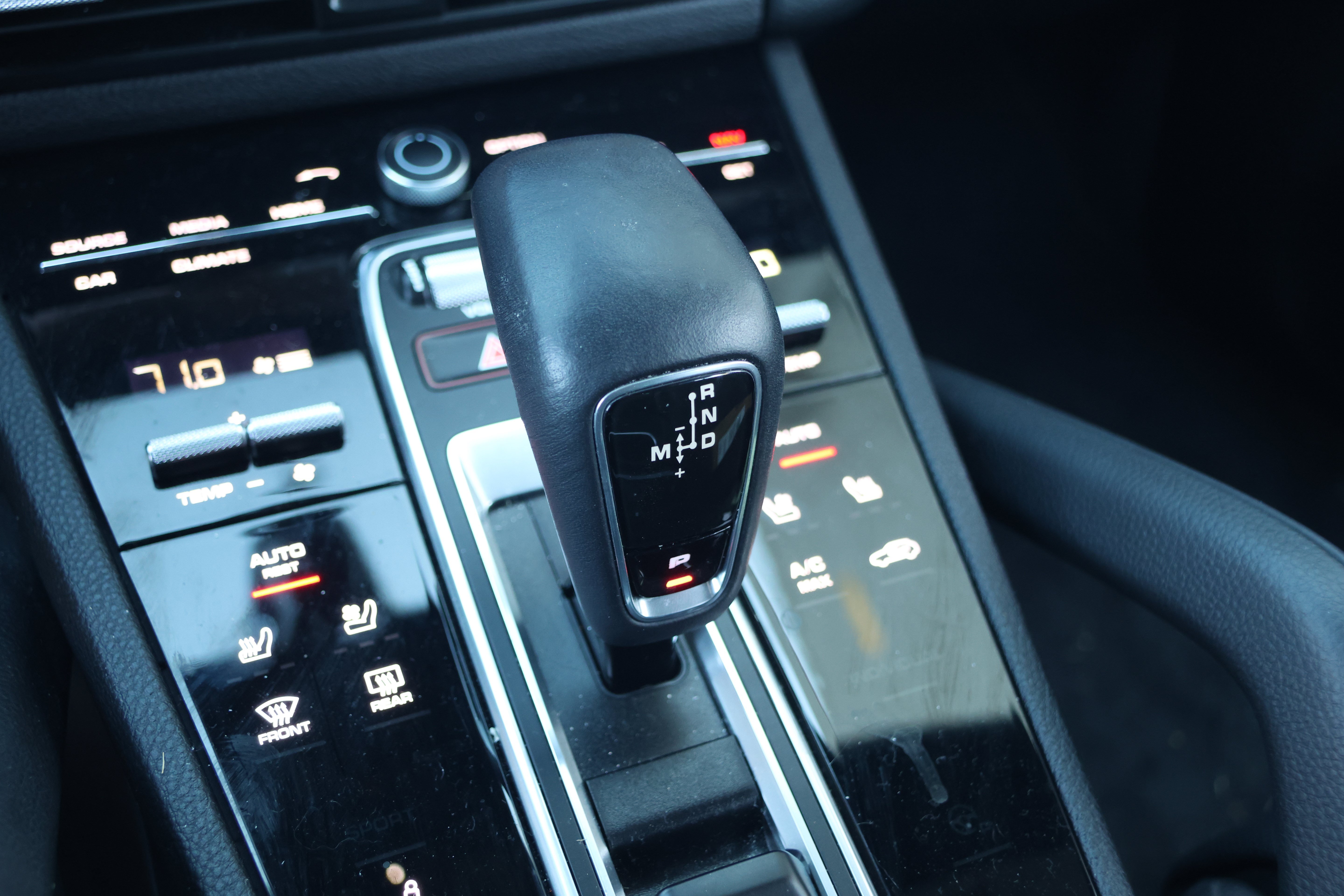 Used 2022 Porsche Cayenne S AWD/4WD image 24
