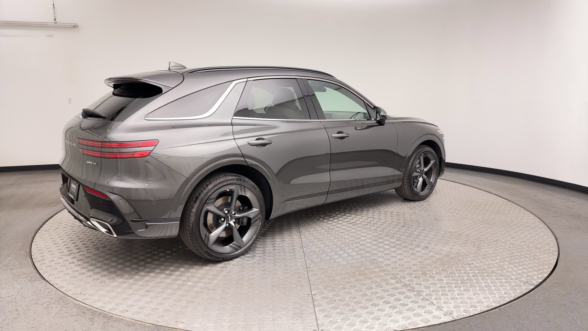 Certified 2026 Genesis GV70 3.5T Sport Prestige AWD/4WD image 2