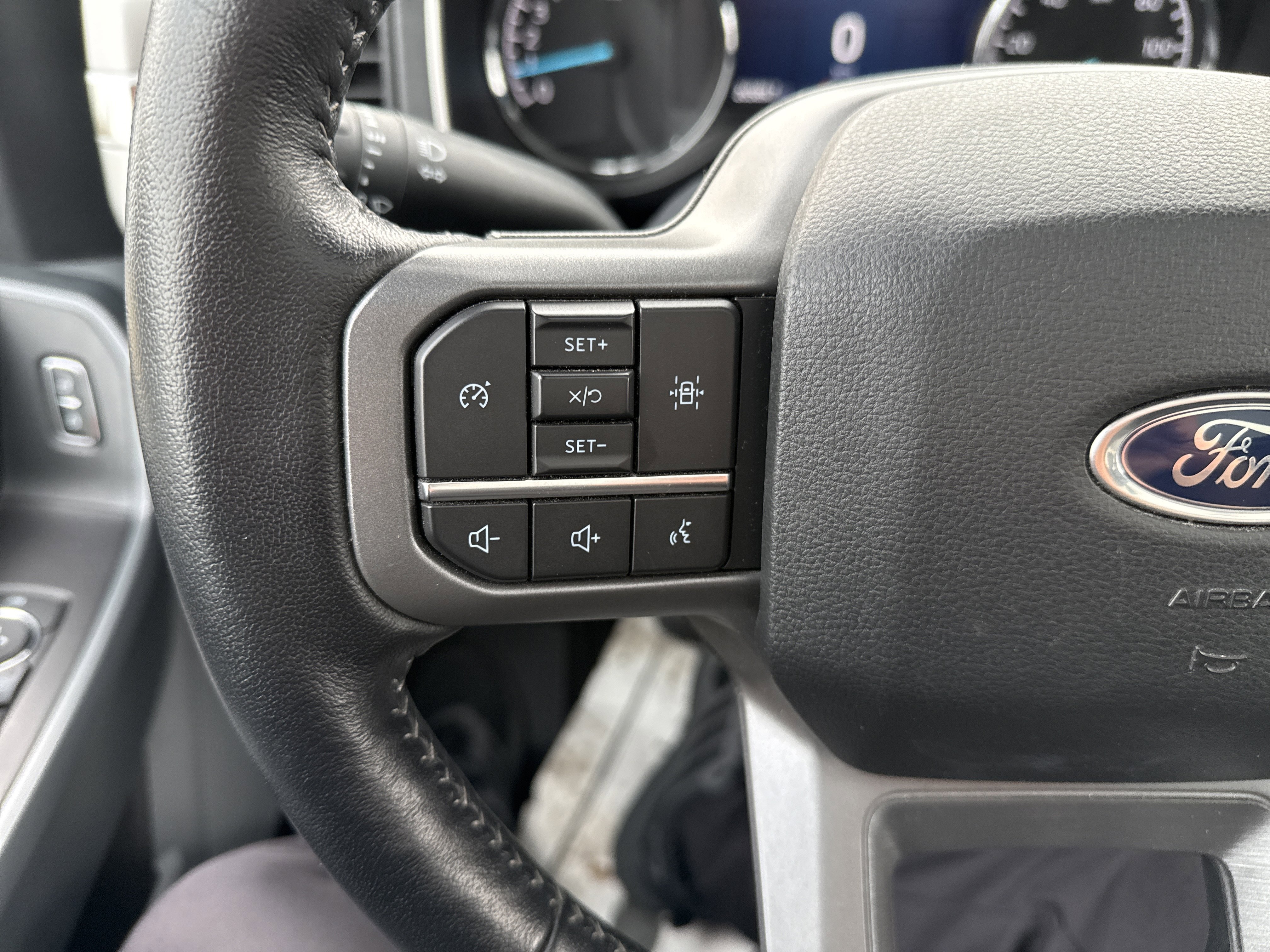 Used 2022 Ford F150 XLT w/ Equipment Group 302A High image 24