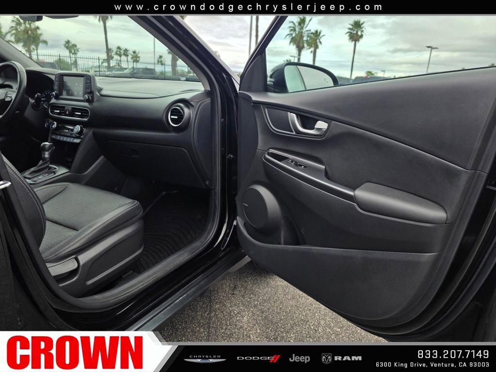 Used 2021 Hyundai Kona Limited w/ Cargo Package image 13