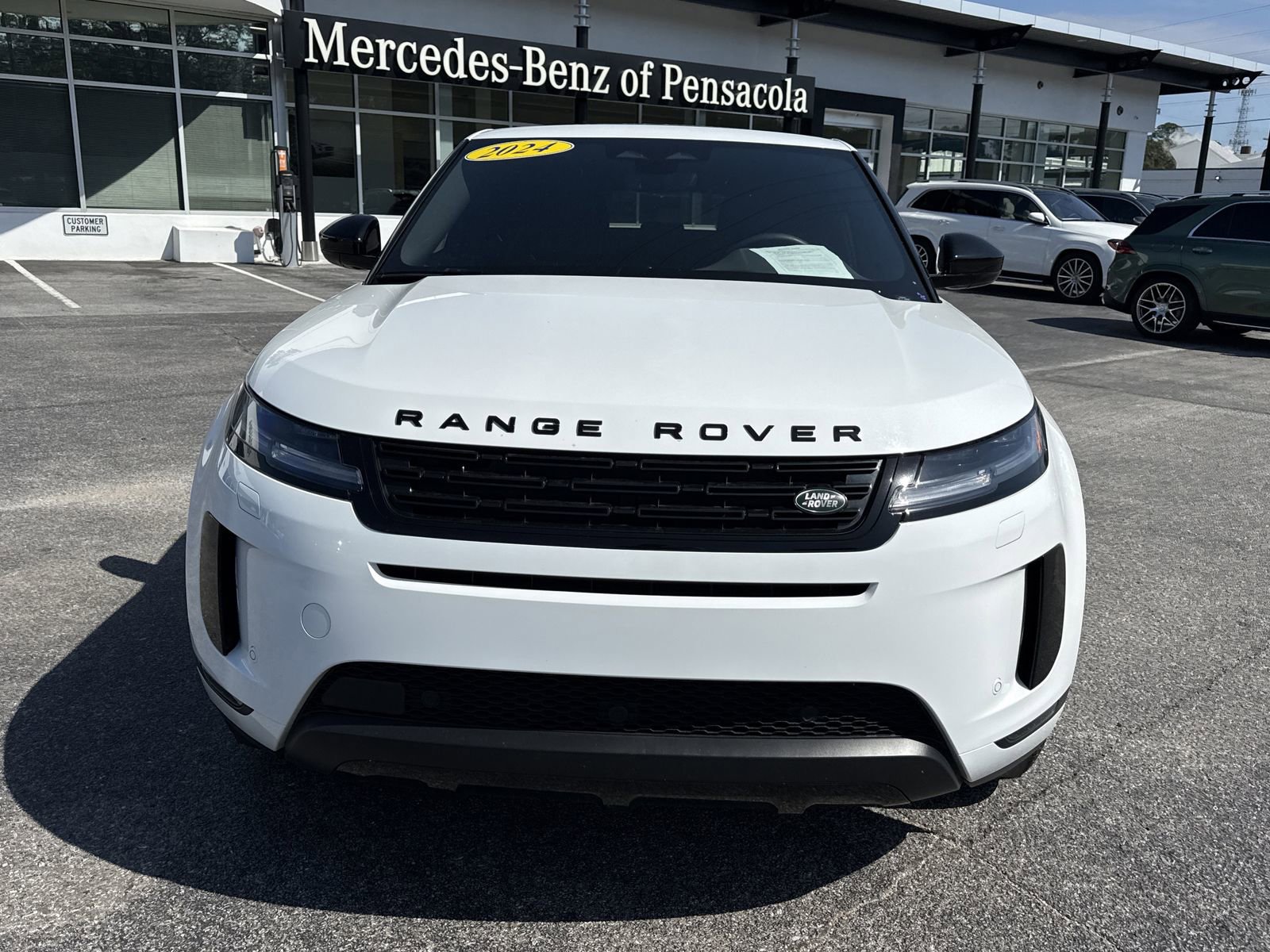 Used 2024 Land Rover Range Rover Evoque S image 8