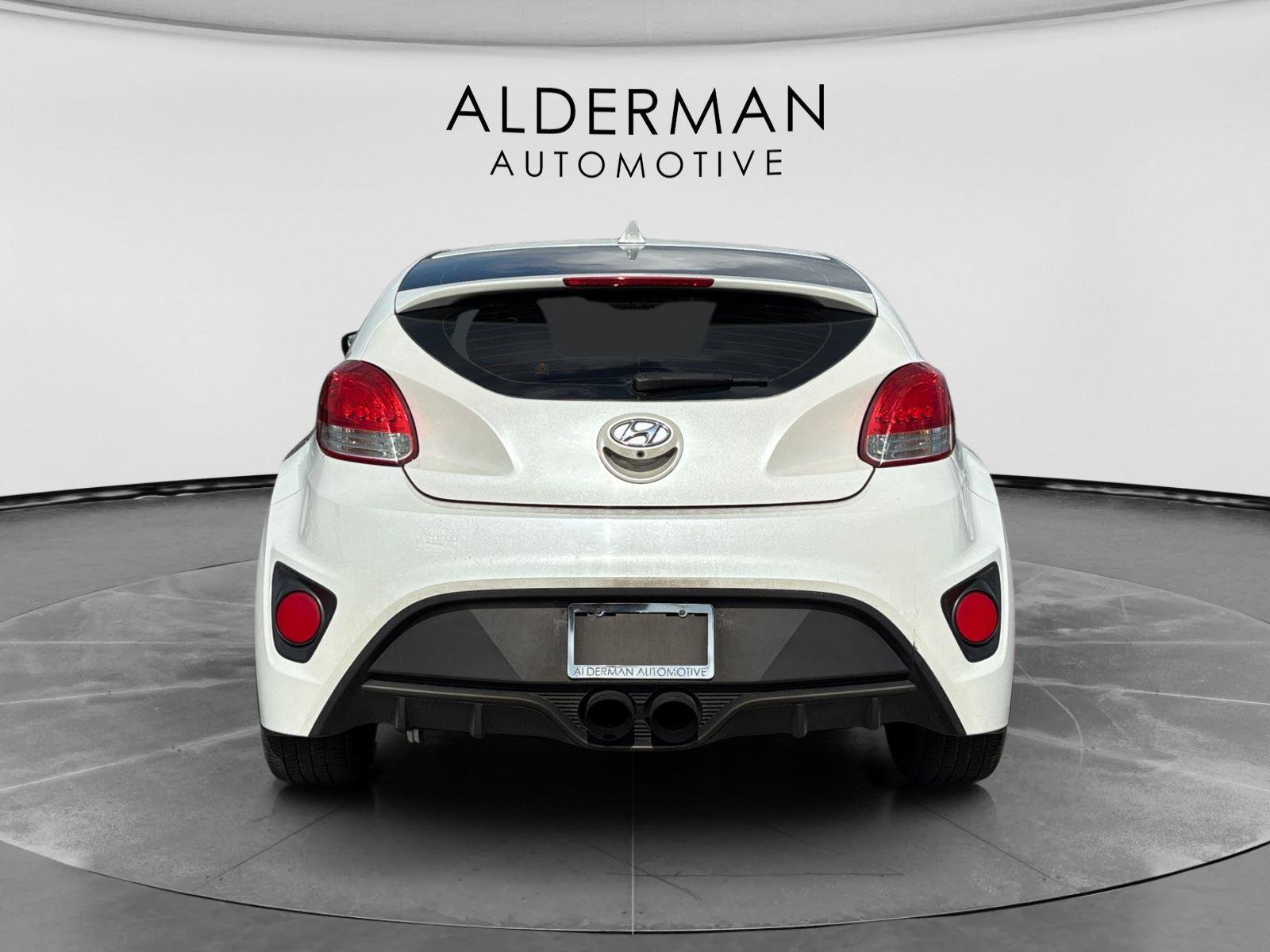 Used 2015 Hyundai Veloster Turbo FWD image 4