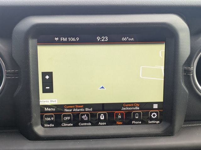 Used 2021 Jeep Wrangler Unlimited Sahara AWD/4WD image 21