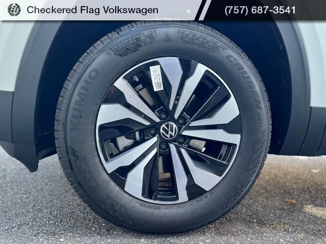 New 2026 Volkswagen Atlas SE image 13