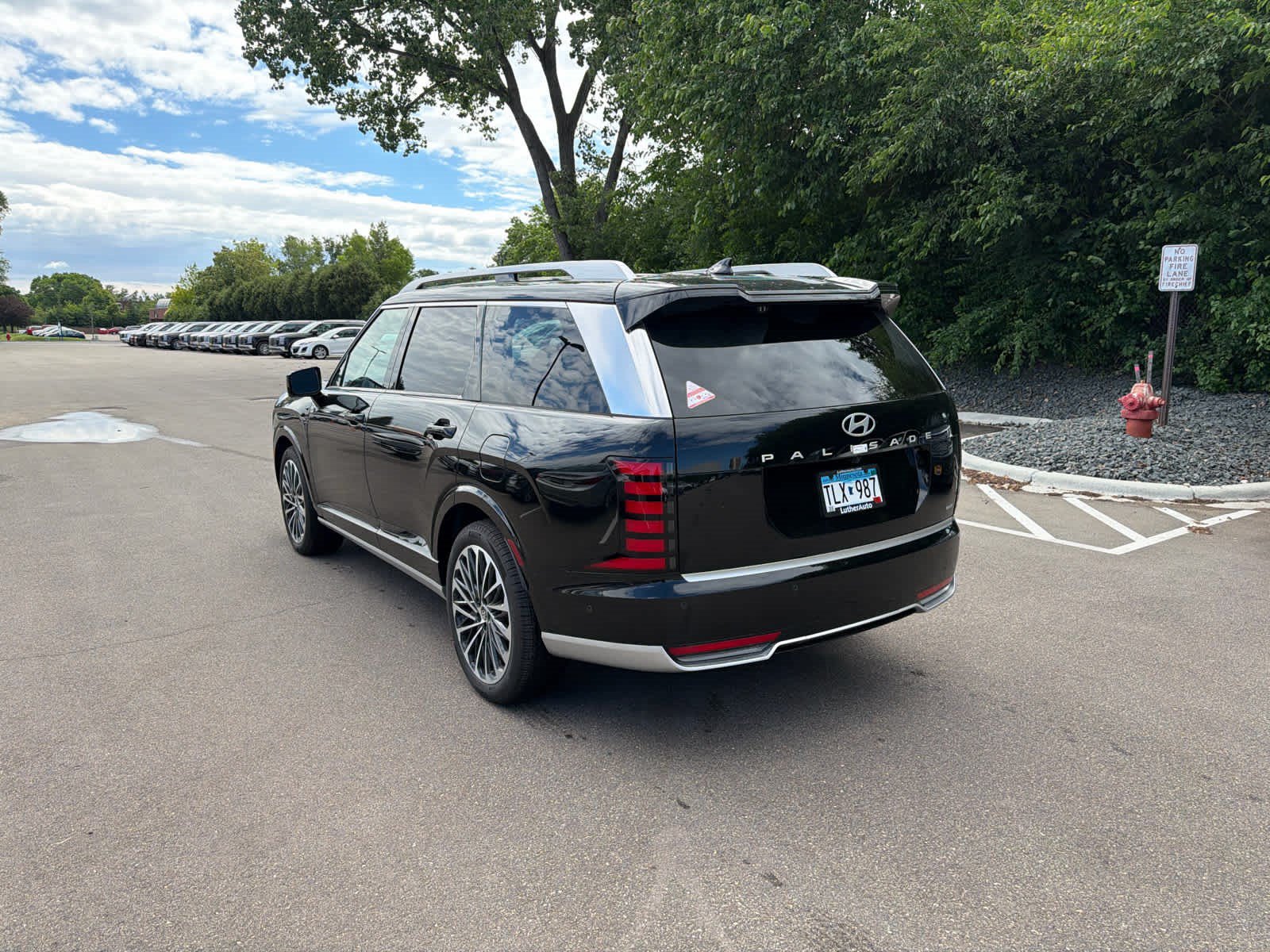 Used 2026 Hyundai Palisade Calligraphy AWD/4WD image 3