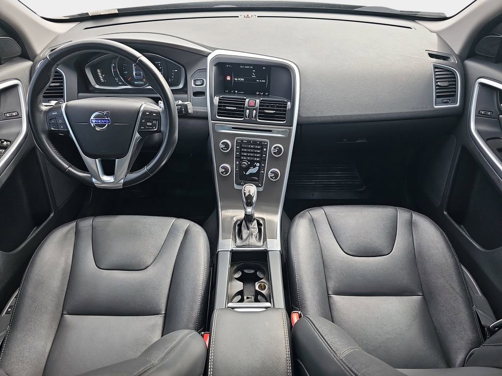 Used 2015 Volvo XC60 T6 AWD/4WD image 10