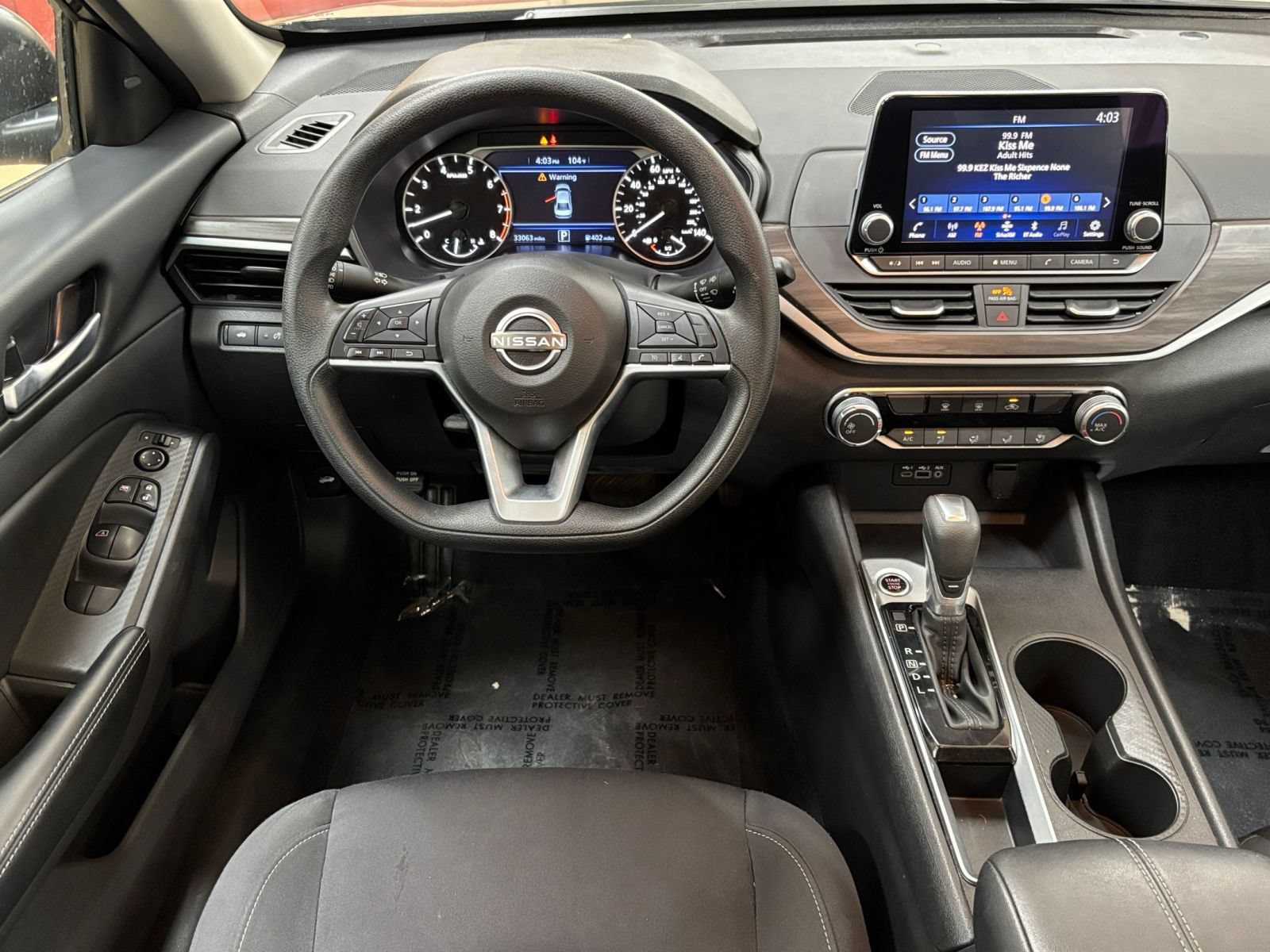 Used 2025 Nissan Altima 2.5 SV FWD image 34