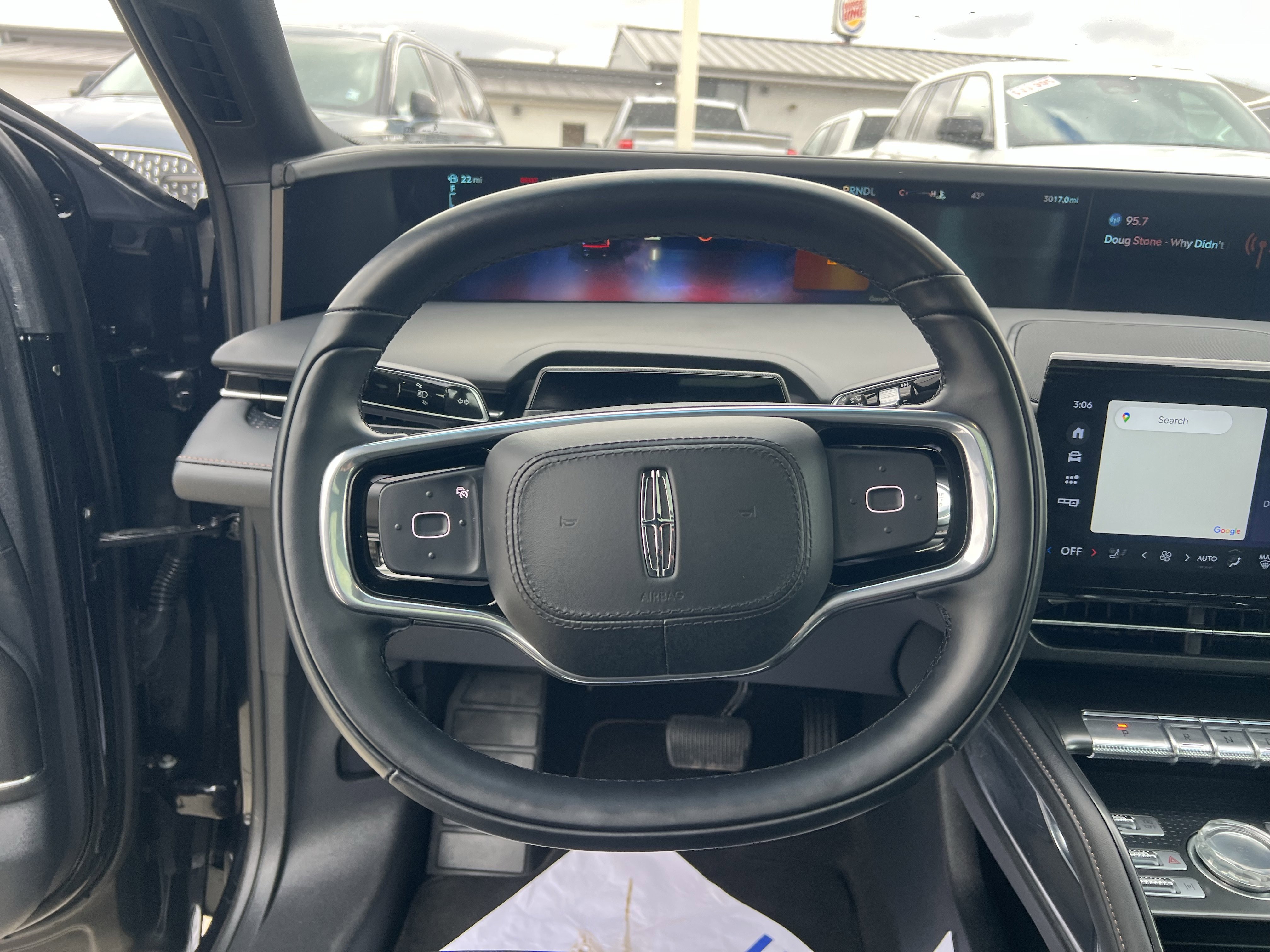 Used 2024 Lincoln Nautilus Premier w/ Equipment Group 102A AWD/4WD image 16