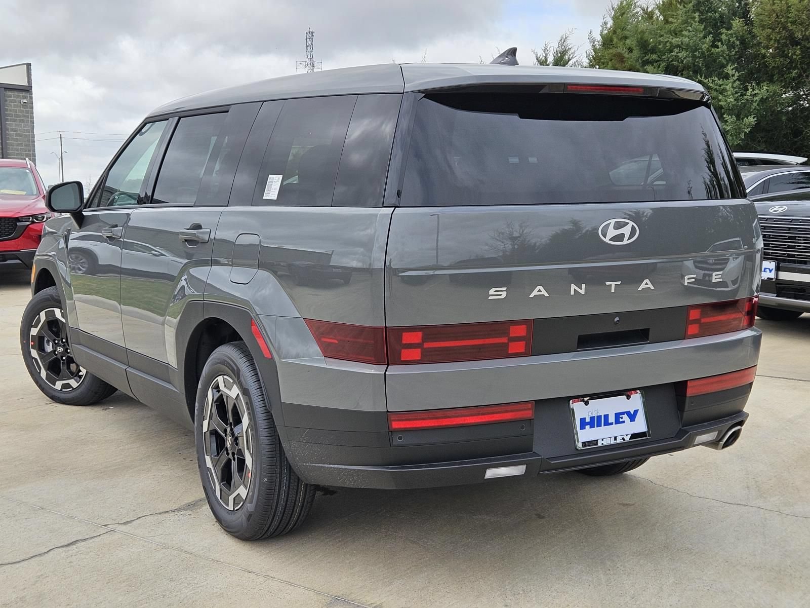 New 2026 Hyundai Santa Fe SE FWD image 3