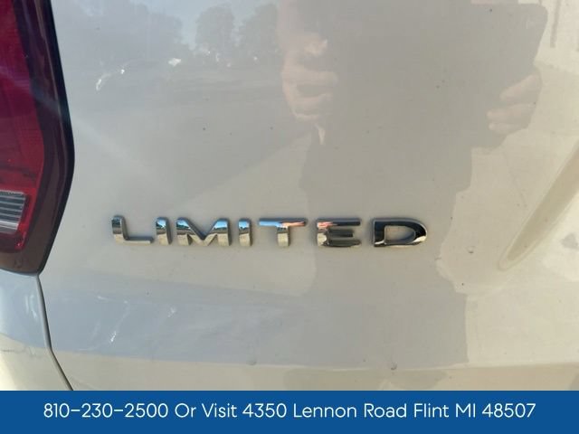 Used 2018 Ford Explorer Limited AWD/4WD image 31