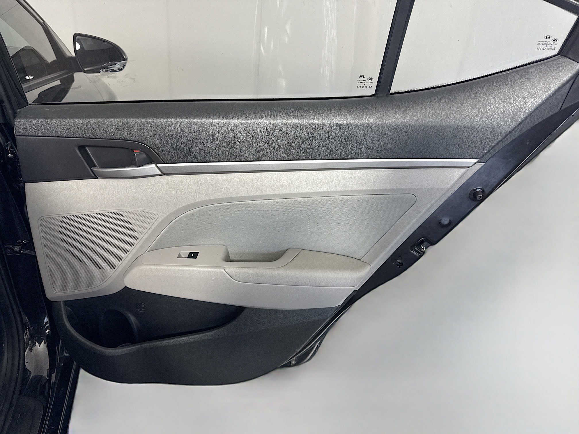 Used 2018 Hyundai Elantra Value Edition image 28