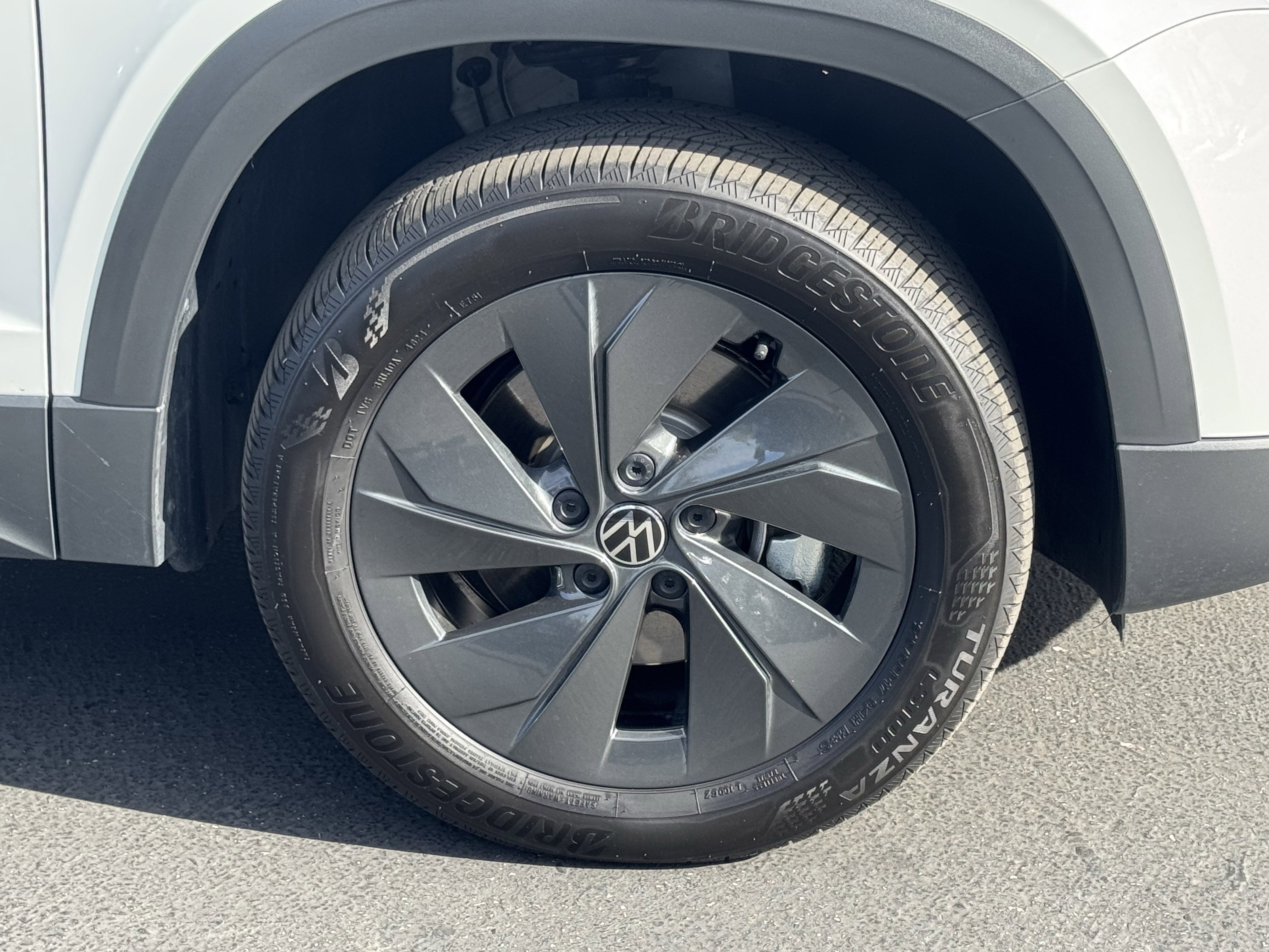 Used 2025 Volkswagen Taos S image 12