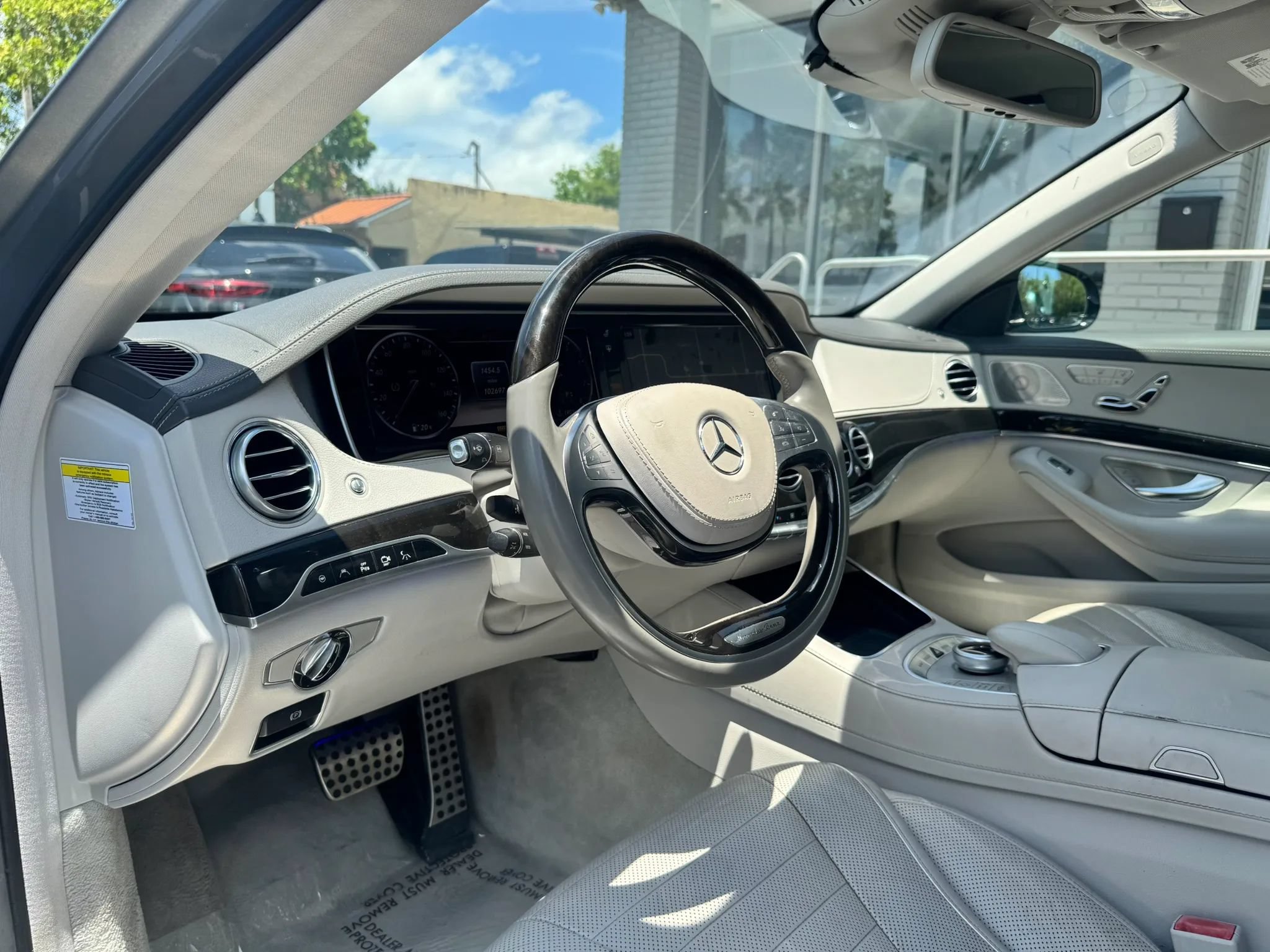 Used 2014 Mercedes-Benz S 550 Sedan image 21