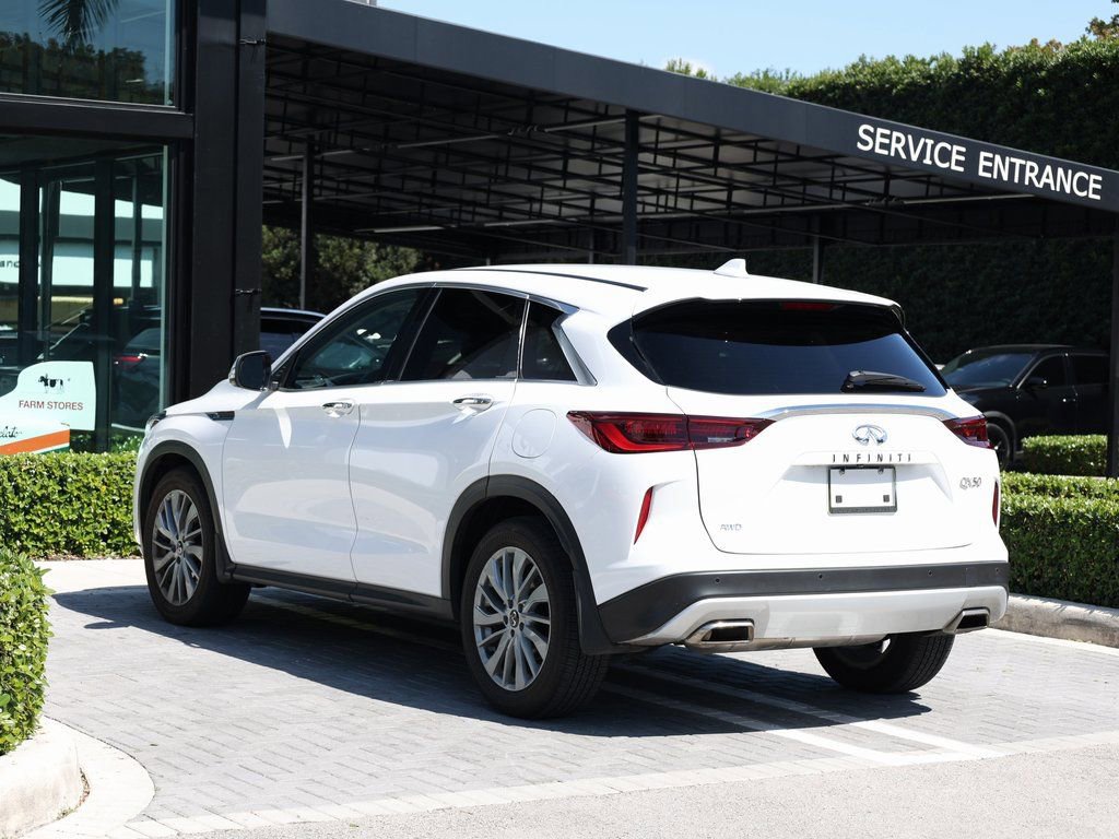 Certified 2025 INFINITI QX50 Pure AWD/4WD image 5