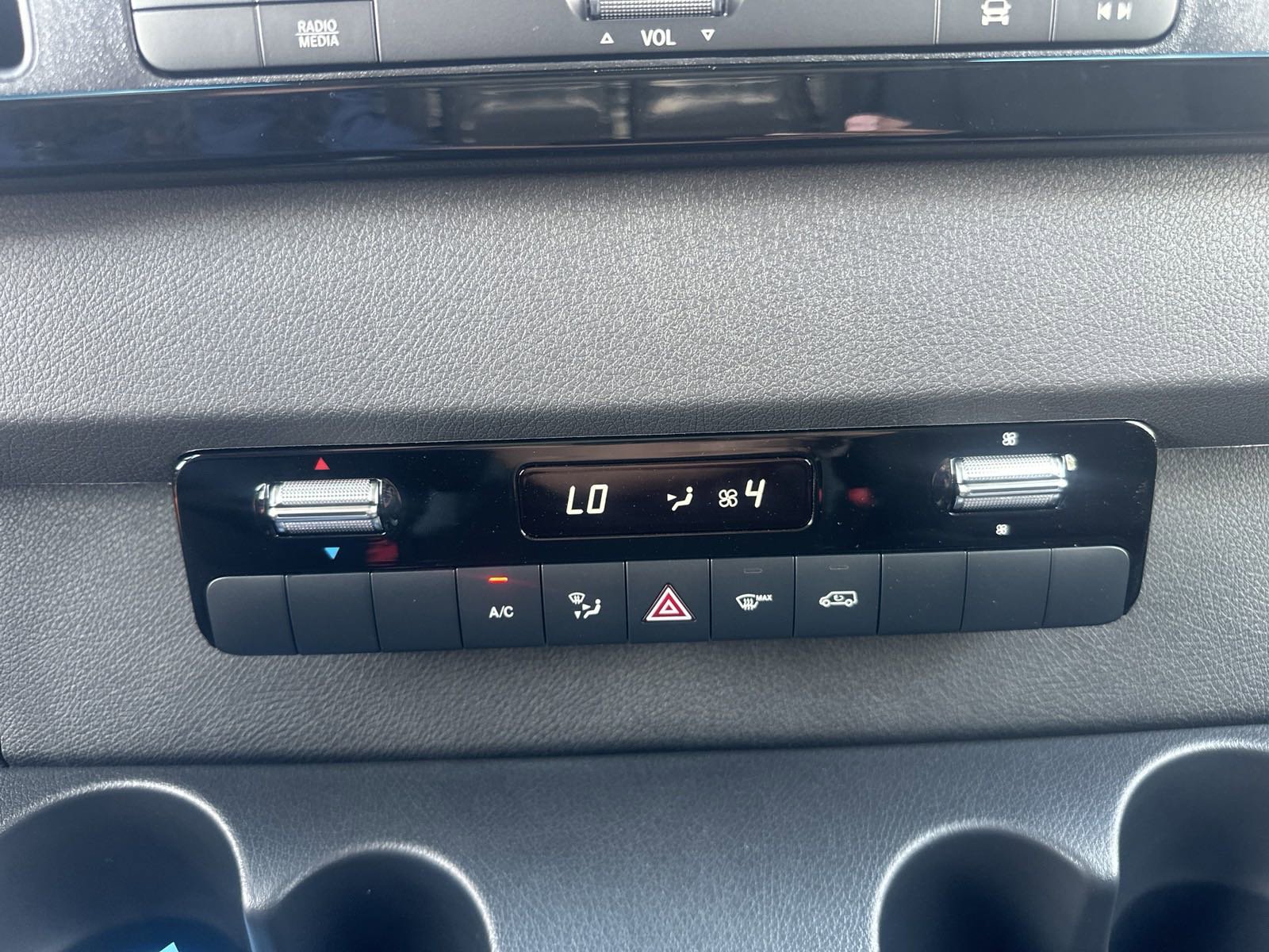 New 2025 Mercedes-Benz Sprinter 2500 image 29