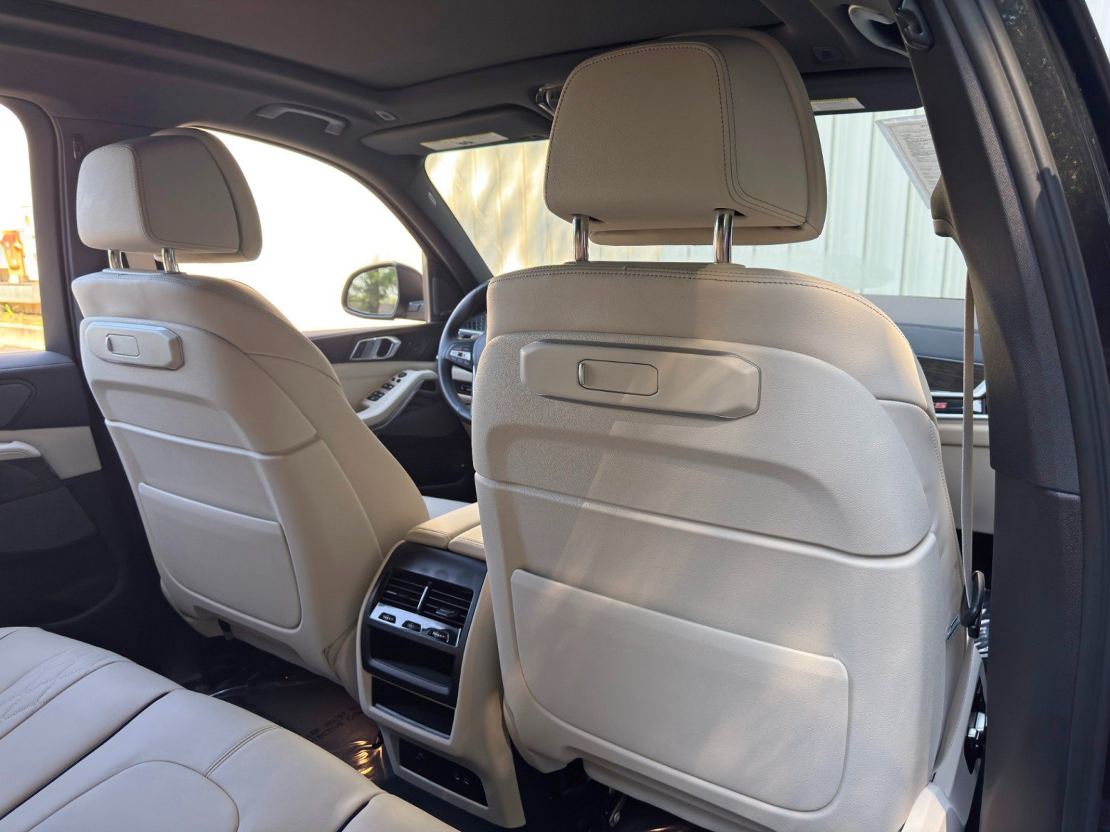 Used 2024 BMW X5 xDrive50e w/ Premium Package AWD/4WD image 42