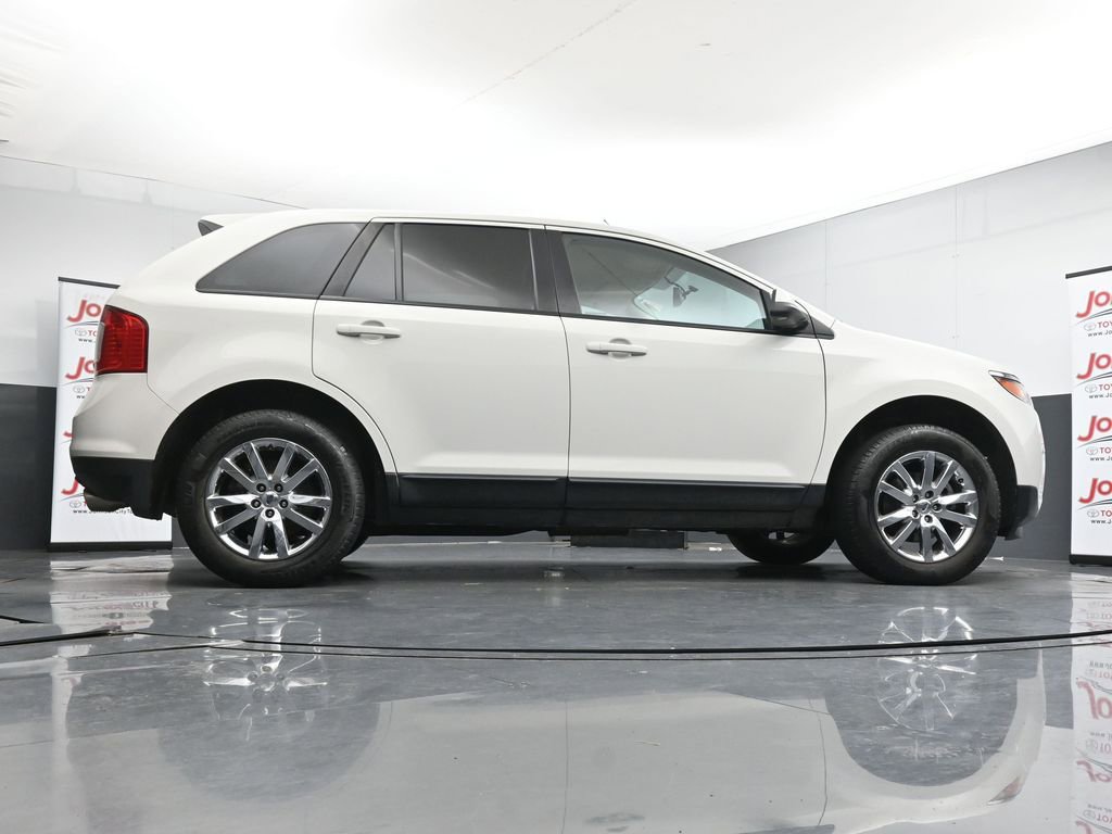 Used 2013 Ford Edge SEL image 39