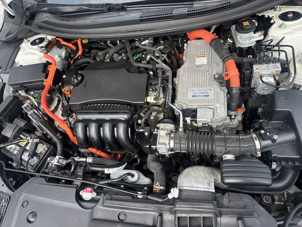 Certified 2018 Honda Clarity Touring image 36