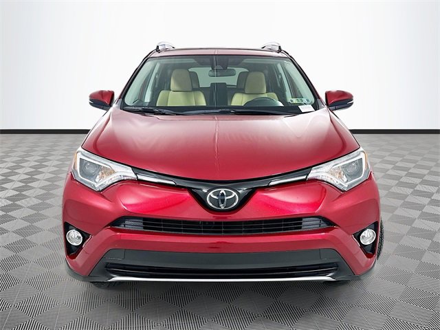 Used 2018 Toyota RAV4 Adventure video 2