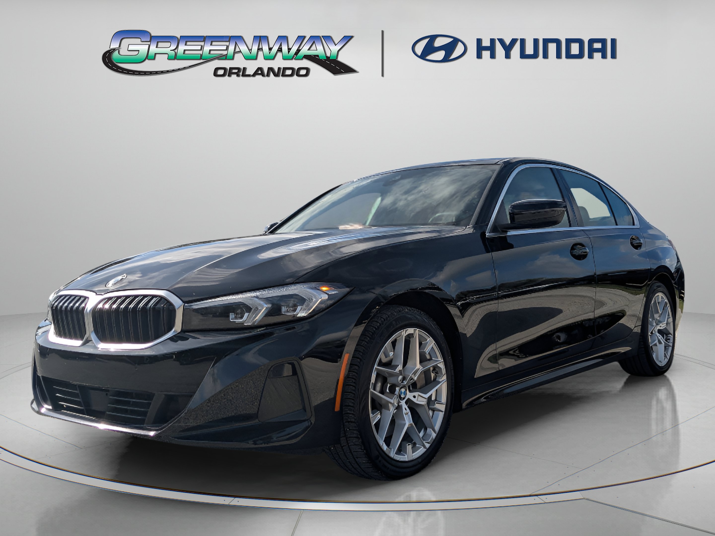 Used 2025 BMW 330i Sedan RWD image 4
