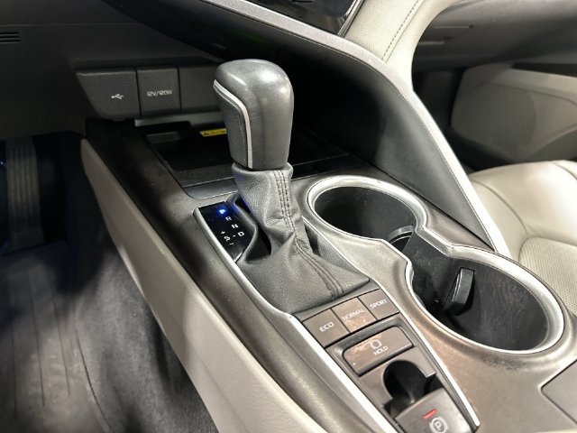 Used 2023 Toyota Camry XLE FWD image 25