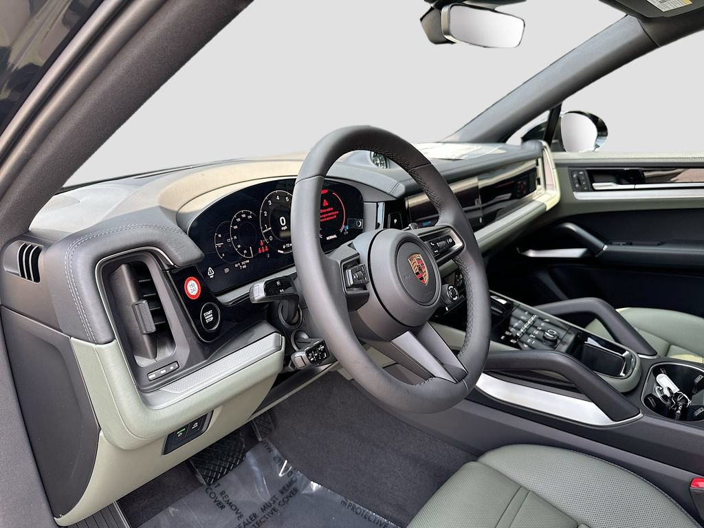 New 2026 Porsche Cayenne Coupe AWD/4WD image 4
