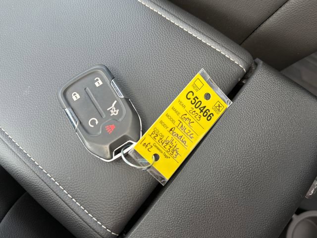 Used 2023 GMC Acadia SLT w/ Technology Package AWD/4WD image 35