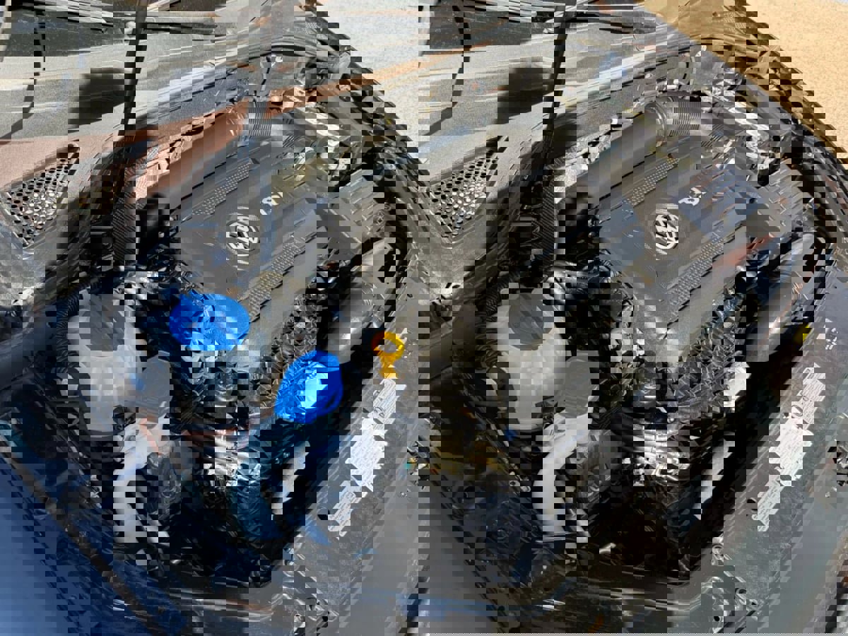 Used 2017 Volkswagen Passat 1.8T R-Line image 24