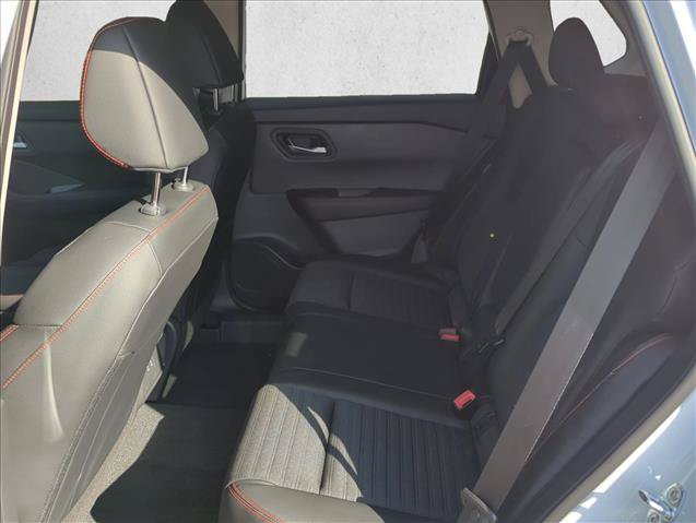 New 2026 Nissan Rogue SV AWD/4WD image 17